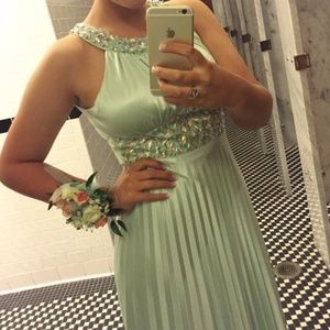 Long Prom/Formal Dress